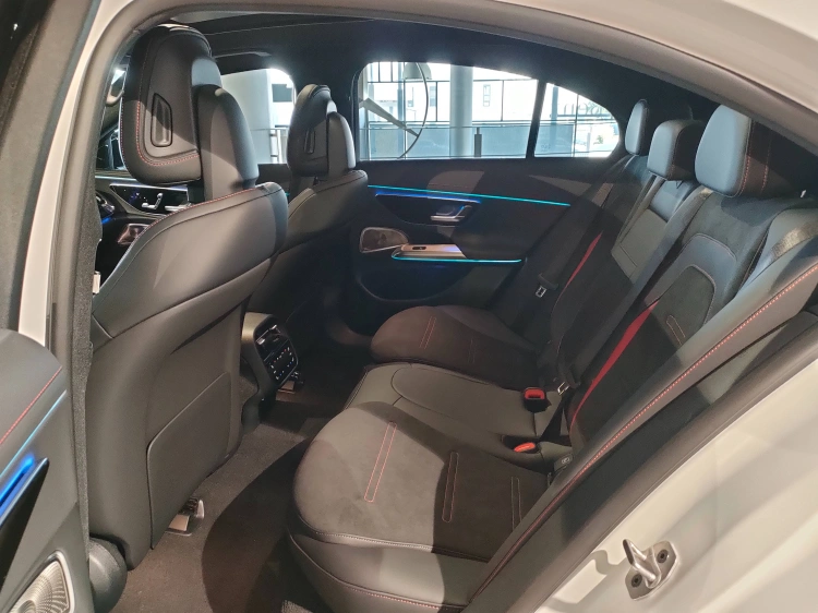 27 - Mercedes AMG Classe E E 53 AMG Hybrid 4MATIC+