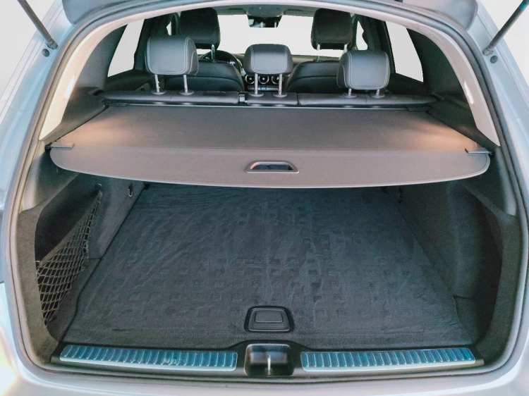 5 - Mercedes-Benz GLC 220 d Premium 4matic auto