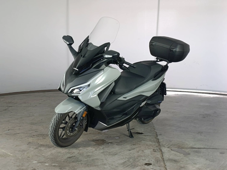 4 - Honda Forza Forza 350 Deluxe Abs my23