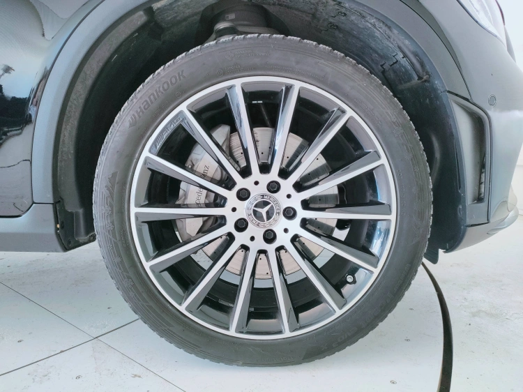 10 - Mercedes-Benz GLC Coupe 220 d Premium 4matic auto