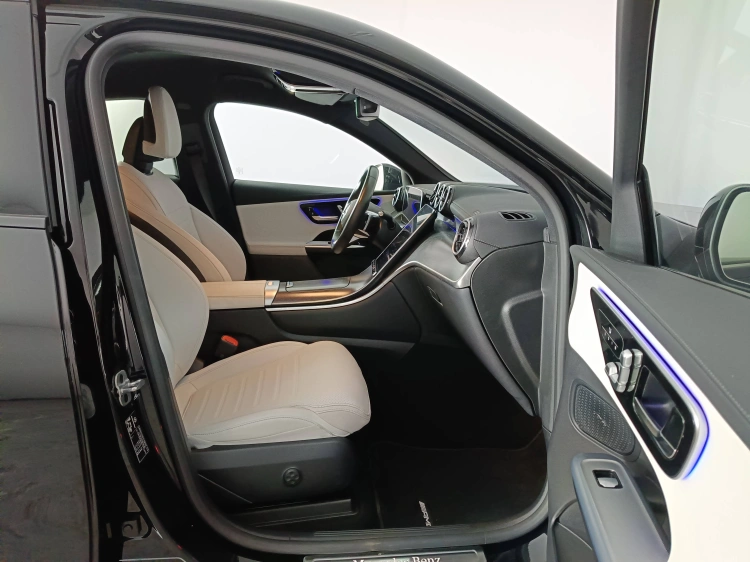 11 - Mercedes-Benz GLC 300 de phev AMG Line Premium 4matic auto