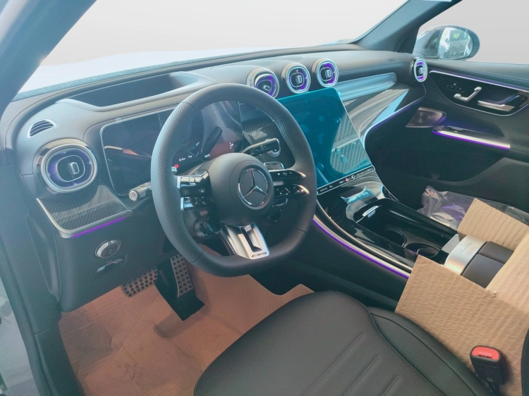 10 - Mercedes AMG GLC Mercedes-AMG GLC 53 4MATIC+
