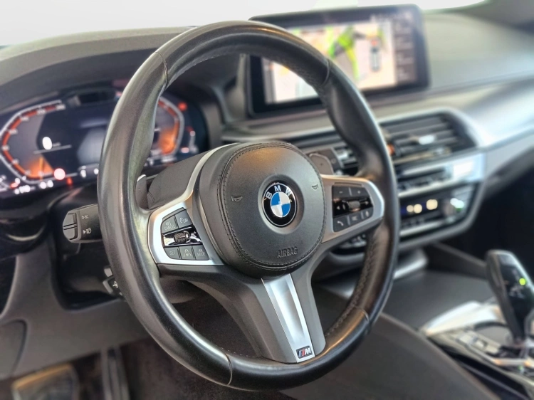 15 - BMW Serie 5 520d Touring mhev 48V xdrive Msport auto