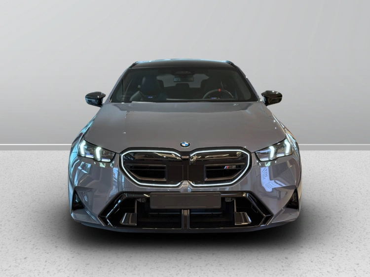 2 - BMW M M5 M5 Touring