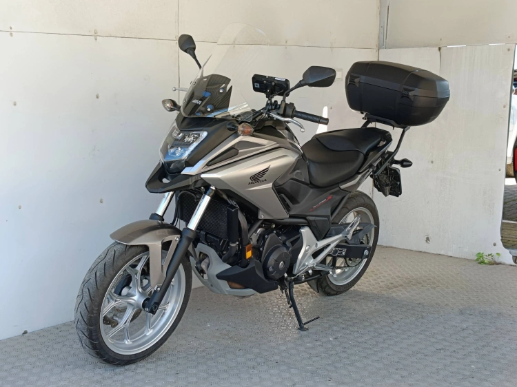 4 - Honda E0835 NC 750x Abs my18