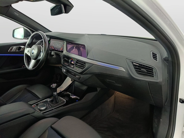 9 - BMW Serie 1 116 D M SPORT