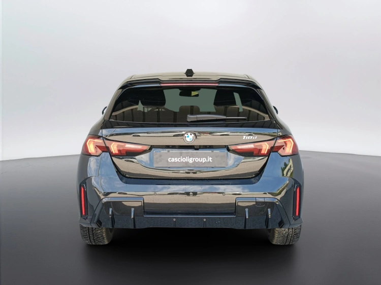 5 - BMW Serie 1 118d MSport Pro auto