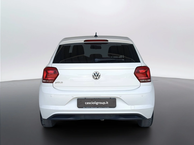 5 - Volkswagen Polo Polo 5p 1.0 mpi Trendline 65cv