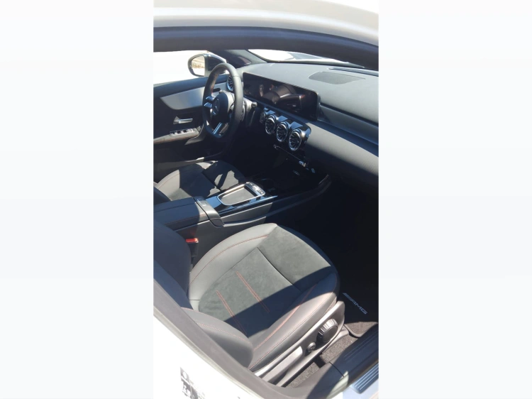 5 - Mercedes-Benz Classe A 180 d Automatic
