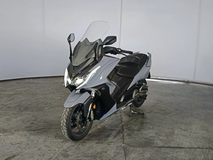 4 - Kymco AK AK 550 Abs my17