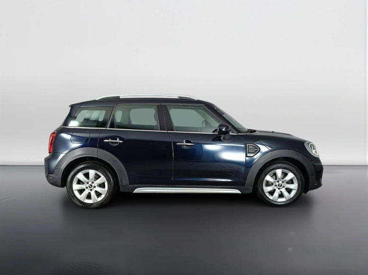 3 - MINI Countryman Mini Countryman 1.5 One D Essential auto
