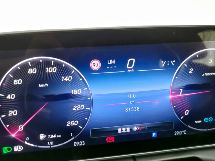 16 - Mercedes-Benz Classe C SW 300 d mhev Premium auto