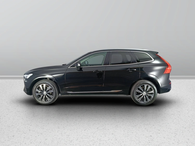 3 - Volvo XC60 XC60 2.0 B4 Inscription awd auto