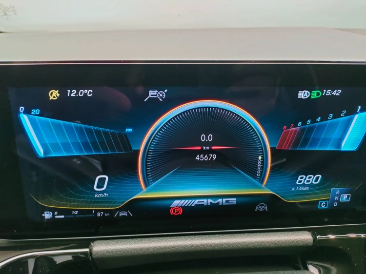 16 - Mercedes AMG GLA GLA AMG 35 4matic auto