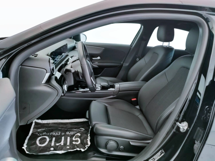 14 - Mercedes-Benz Classe A 250 e phev (eq-power) Sport auto