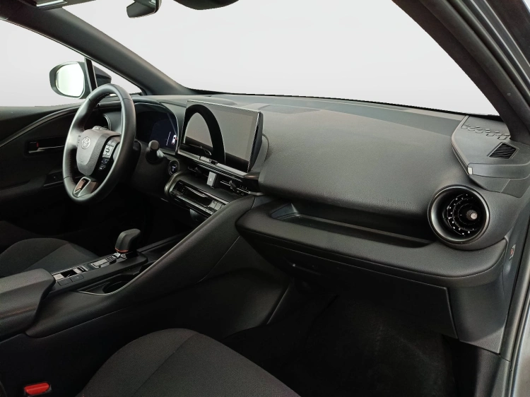 10 - Toyota C-HR C-HR 2.0 hv Trend fwd e-cvt