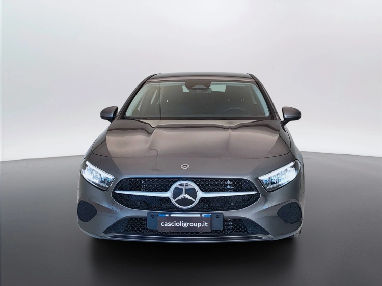 2 - Mercedes-Benz Classe A 180 d Advanced auto