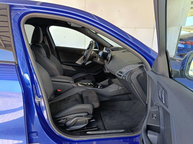 11 - BMW Serie 1 118d MSport Pro auto