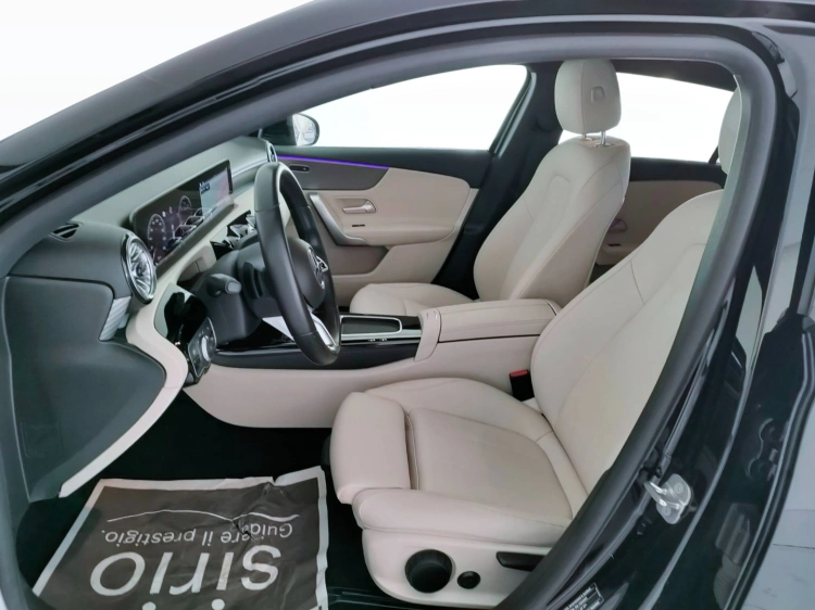 15 - Mercedes-Benz Classe A 180 d Progressive Advanced Plus auto