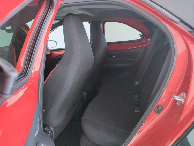 13 - Toyota Aygo X Aygo X 1.0 Trend 72cv s-cvt