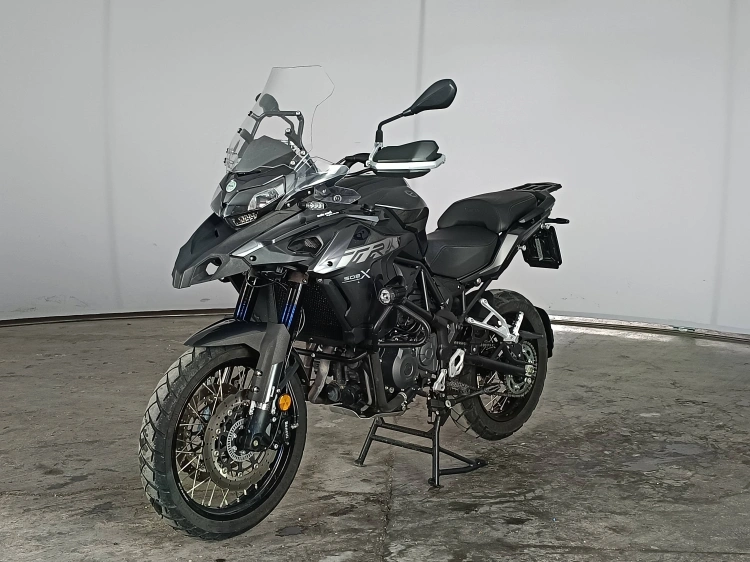 4 - Benelli TRK BENELLI TRK 502