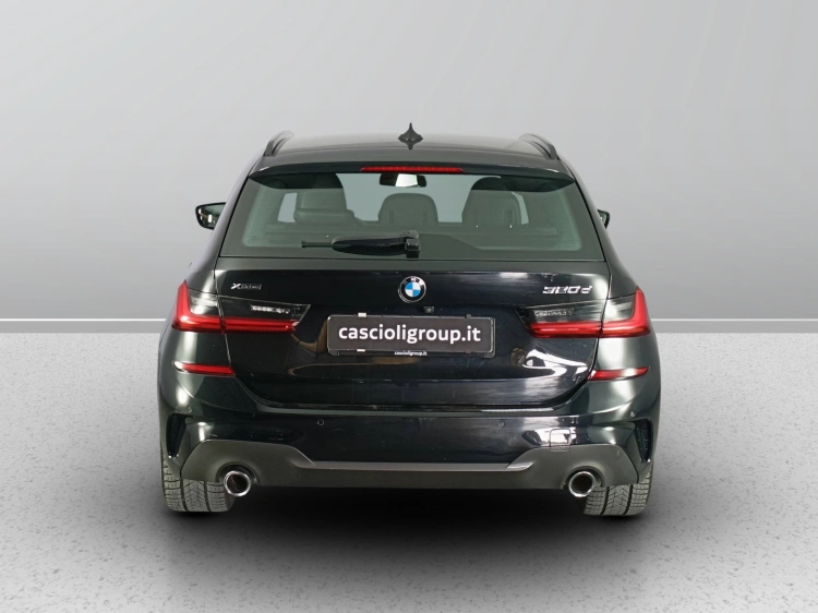 5 - BMW Serie 3 320d Touring mhev 48V xdrive Msport auto