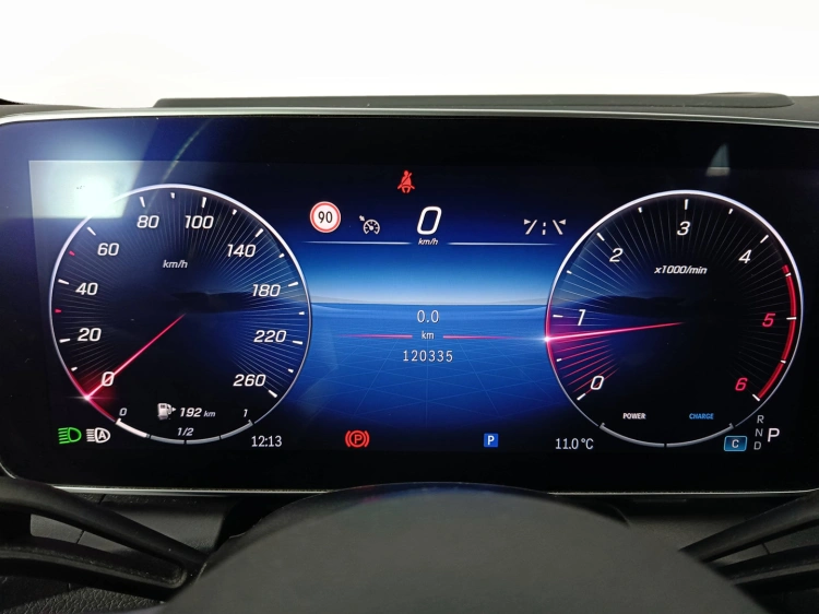 12 - Mercedes-Benz GLC 220 d AMG Premium Plus 4matic auto