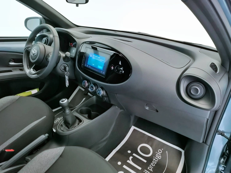 9 - Toyota Aygo X AYGO X 10B MT ACTIVE MY24