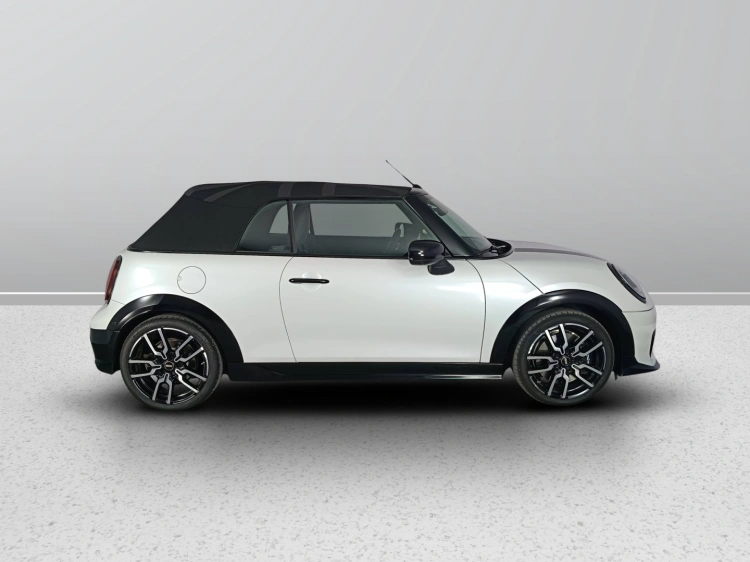 3 - MINI Cooper Mini Cooper Cabrio 2.0 S JCW auto