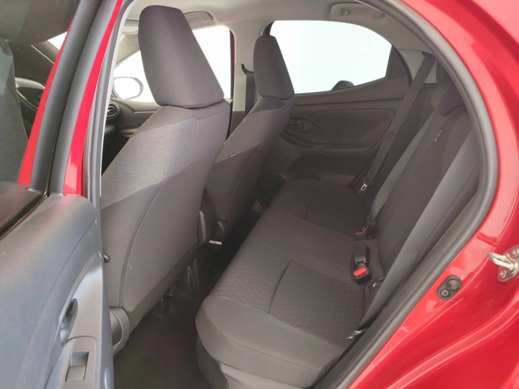 10 - Toyota Yaris Yaris 1.5h Trend