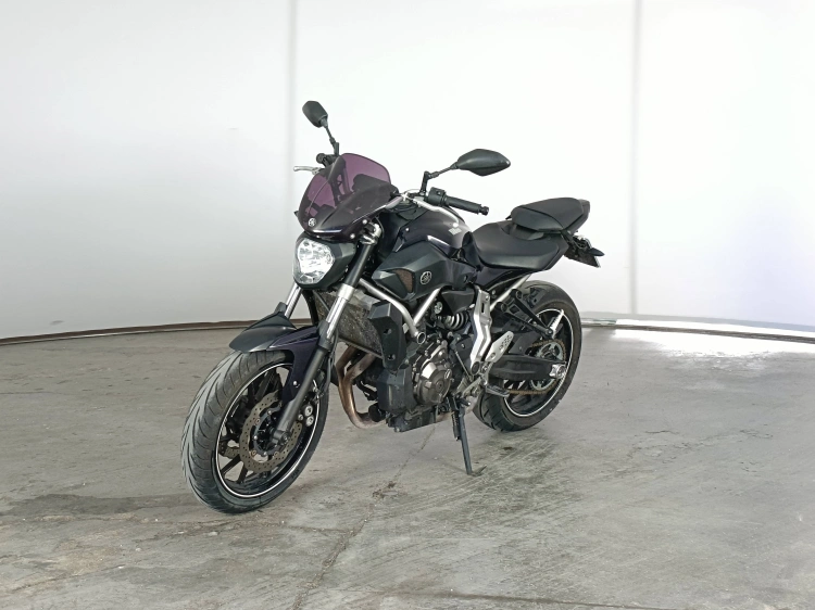 4 - Yamaha MT MT-07 690 Abs