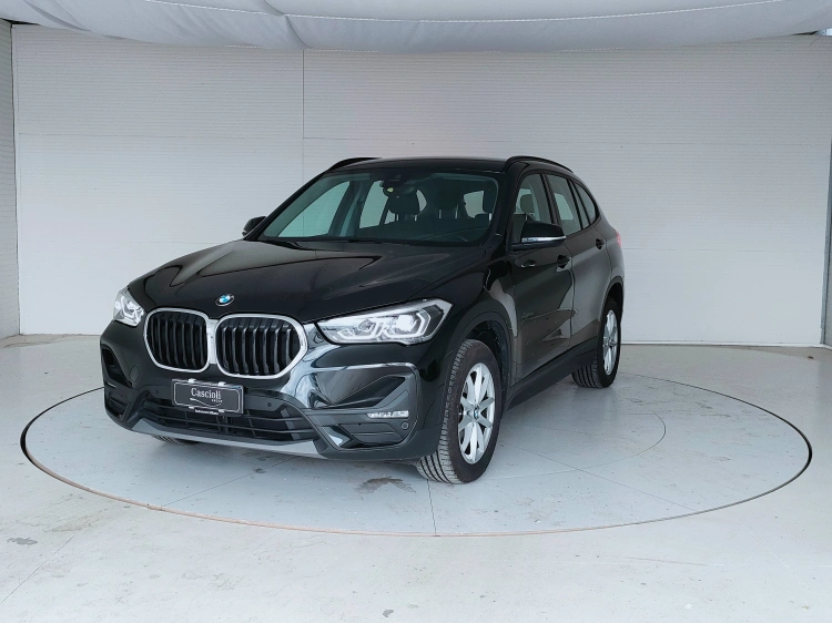 1 - BMW X1 X1 sdrive18d Business Advantage
