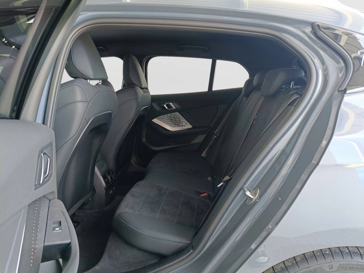 9 - BMW Serie 1 118d MSport Pro auto