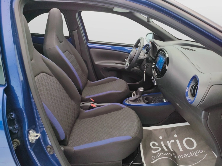 12 - Toyota Aygo X Aygo X 1.0 Trend Air 72cv s-cvt