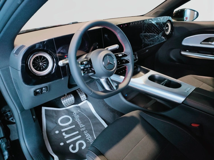 9 - Mercedes-Benz CLA 250+ Shooting Brake con tecnologia EQ