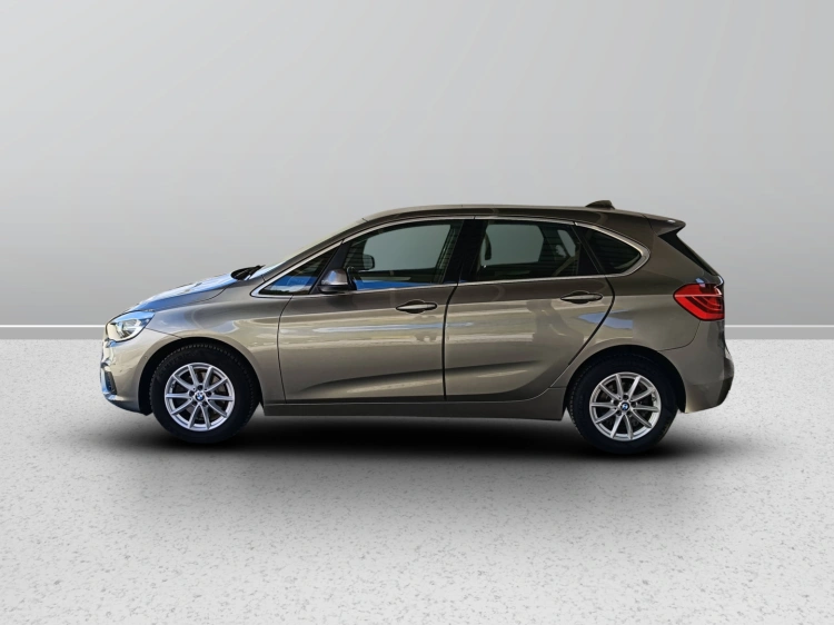 3 - BMW Serie 2 218d Active Tourer auto