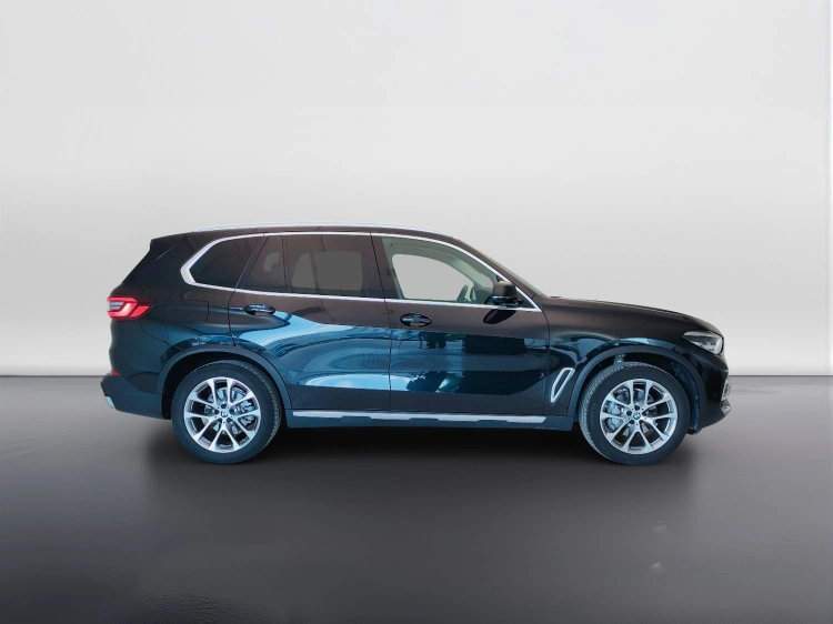4 - BMW X5 X5 xdrive25d xLine auto