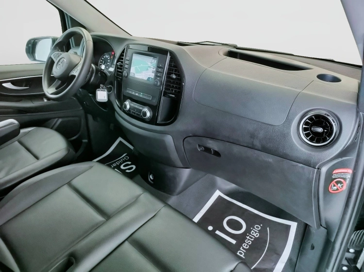 11 - Mercedes Vans Vito 116 cdi long tourer pro auto my20