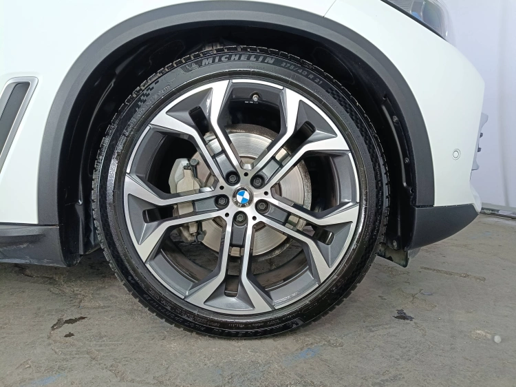 27 - BMW X5 X5 xdrive30d xLine auto