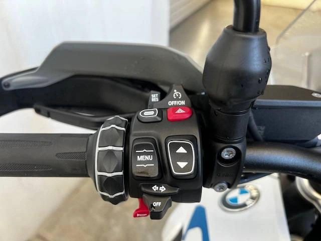 8 - BMW Motorrad GS R 1300 GS my24