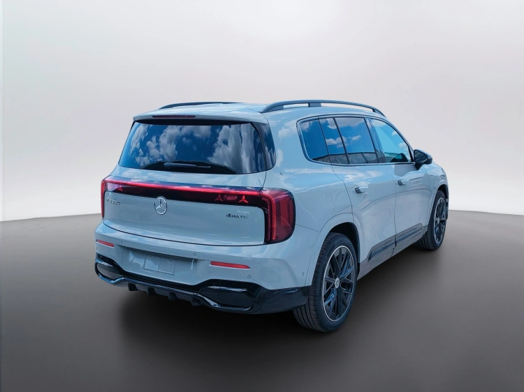 6 - Mercedes-Benz GLB 220d 4MATIC