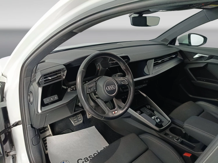 7 - Audi A3 A3 Sportback 35 2.0 tdi S line Edition s-tronic