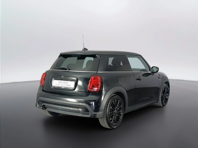 4 - MINI Cooper Mini 3p 1.5 Cooper Yours auto