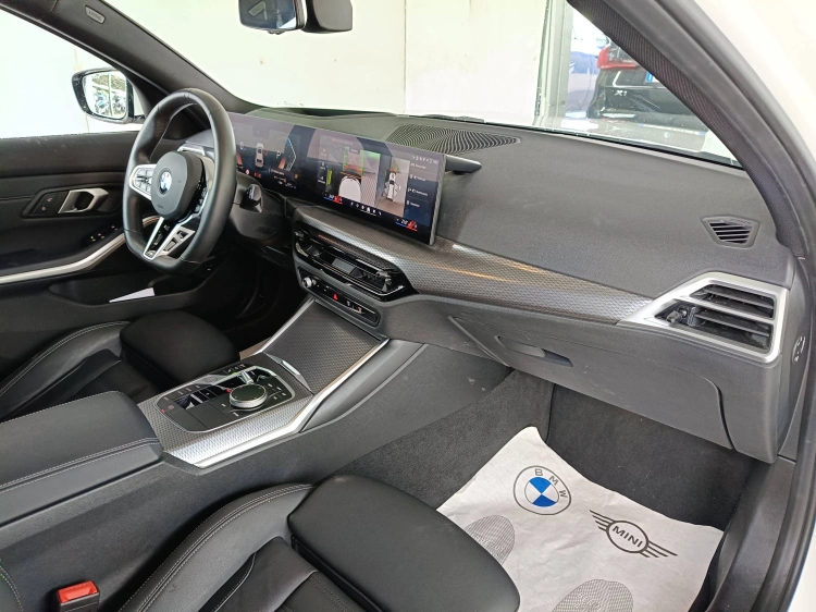 10 - BMW Serie 3 320d Touring mhev 48V xdrive MSport Pro auto