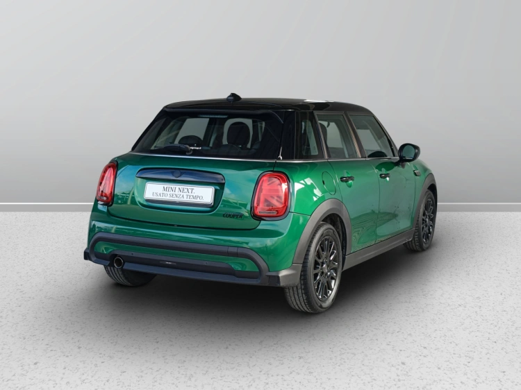 4 - MINI Cooper Mini 5p 1.5 Cooper Classic auto