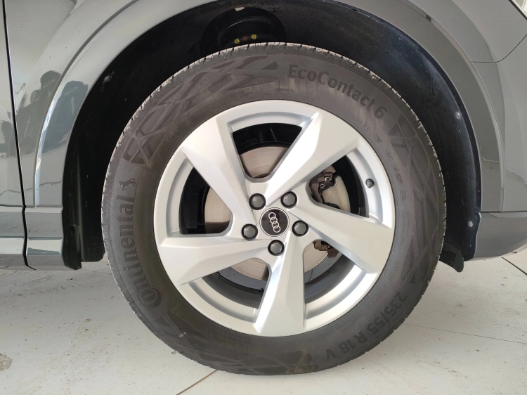 8 - Audi Q3 Q3 35 2.0 tdi Business Advanced quattro s-tronic