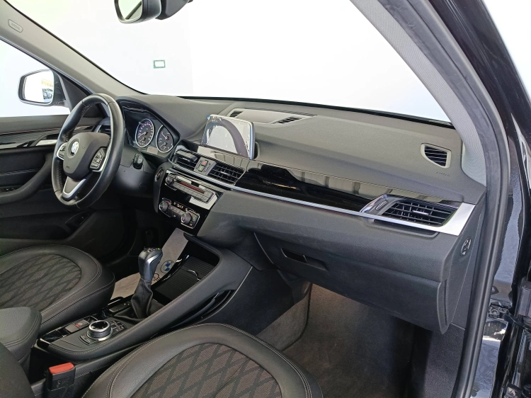 10 - BMW X1 X1 sdrive18d xLine auto my18