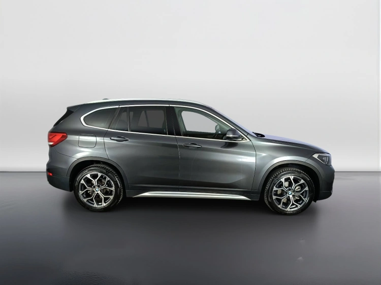 6 - BMW X1 X1 sdrive18d xLine auto