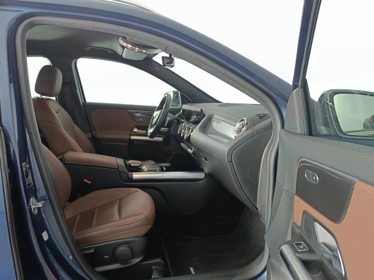 11 - Mercedes-Benz GLA Mercedes 250 e phev (eq-power) Sport Plus auto