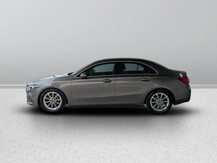 3 - Mercedes-Benz Classe A 180 d Sport auto